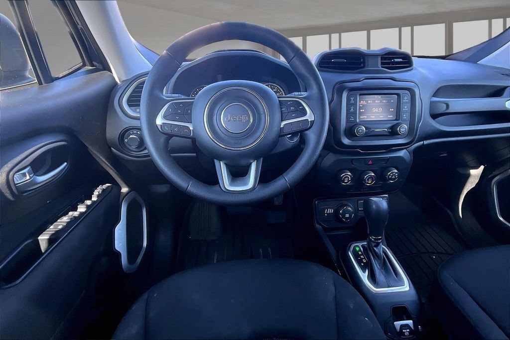 Used 2020 Jeep Renegade Sport w/ Sport Appearance Group AWD/4WD image 5