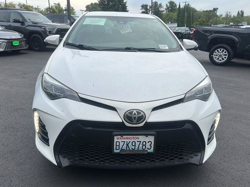 Used 2017 Toyota Corolla SE w/ Carpet Mat Package (TMS) FWD image 5