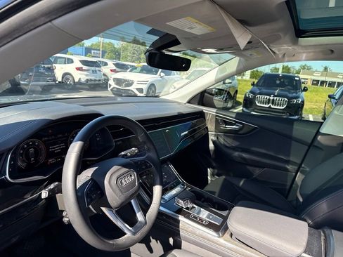 Used 2023 Audi Q8 Prestige AWD/4WD image 14