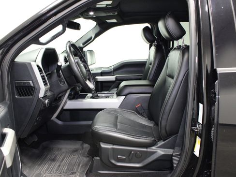 Used 2020 Ford F150 Lariat w/ Equipment Group 502A Luxury AWD/4WD image 18