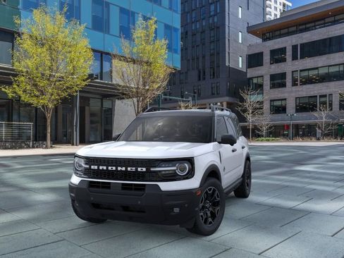 New 2026 Ford Bronco Sport Outer Banks w/ Outer Banks Tech Package+ AWD/4WD image 2