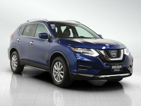 Used 2017 Nissan Rogue SV AWD/4WD image 7