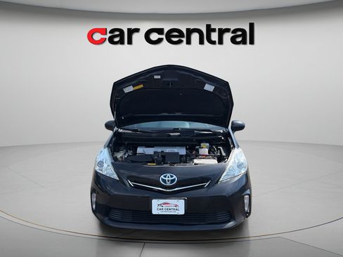 Used 2012 Toyota Prius V Three FWD image 9