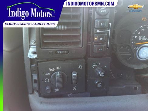 Used 2003 Chevrolet Tahoe LS image 26