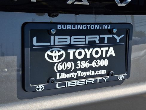 Used 2026 Toyota RAV4 LE AWD/4WD image 31