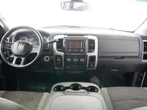 Used 2016 RAM 2500 SLT w/ Protection Group AWD/4WD image 10