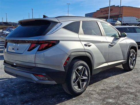 New 2026 Hyundai Tucson SEL image 4