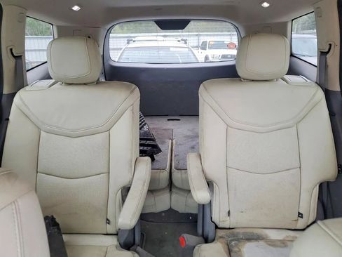 Used 2020 Cadillac XT6 Premium Luxury FWD image 10