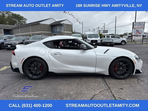 Used 2025 Toyota Supra Premium image 10