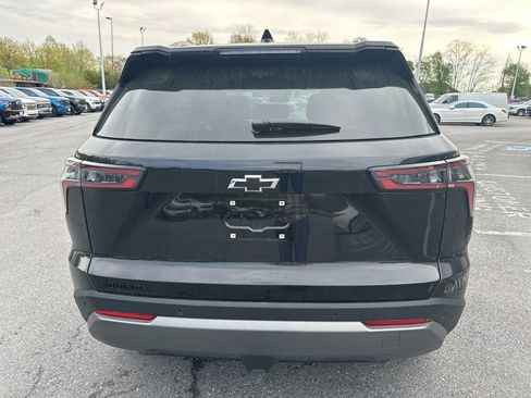 Used 2025 Chevrolet Equinox LT w/ Midnight Edition image 6