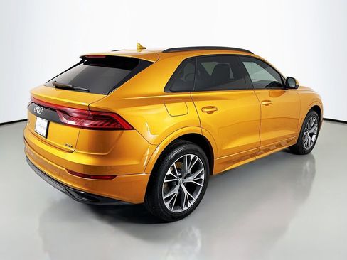 Used 2020 Audi Q8 Premium w/ Black Optic Package AWD/4WD image 9