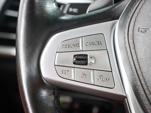 Used 2021 BMW X7 xDrive40i w/ Executive Package image 13