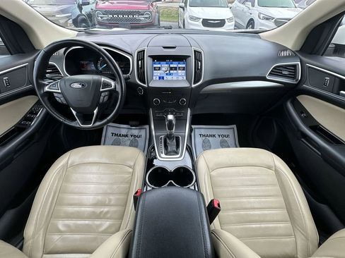 Used 2018 Ford Edge SEL w/ Equipment Group 201A image 21