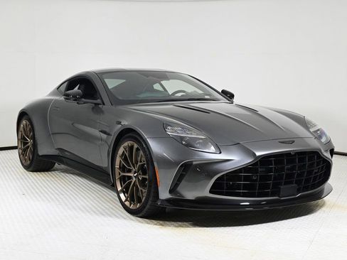 Used 2026 Aston Martin V8 Vantage Coupe image 15