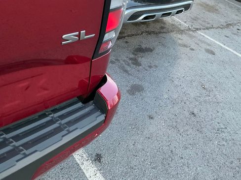 Used 2024 Nissan Frontier SL w/ Technology Package image 7