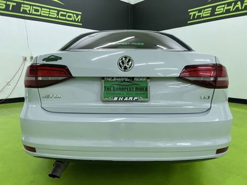 Used 2017 Volkswagen Jetta S FWD image 8