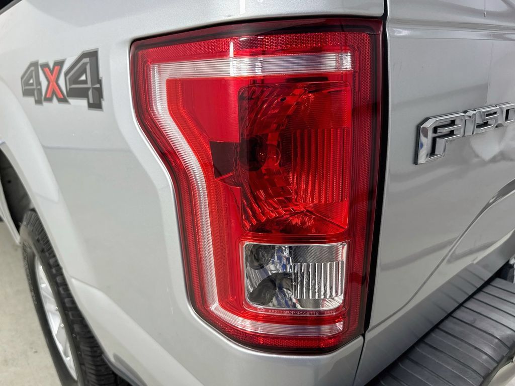 Used 2016 Ford F150 XL w/ Equipment Group 101A Mid AWD/4WD image 26