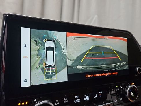 New 2026 Toyota Highlander Platinum image 19