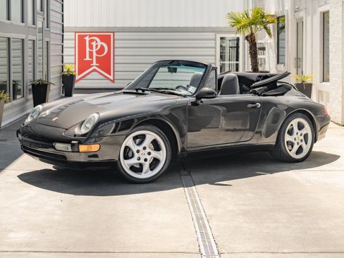 Used 1996 Porsche 911 Cabriolet image 2