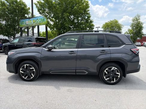 Certified 2025 Subaru Forester Limited AWD/4WD image 9