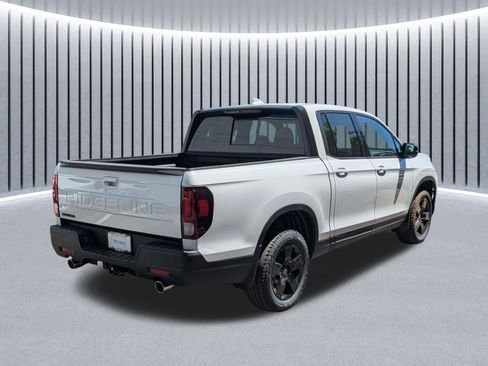 New 2026 Honda Ridgeline Black Edition image 5
