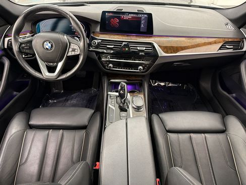 Used 2020 BMW 530i xDrive w/ Premium Package AWD/4WD image 15