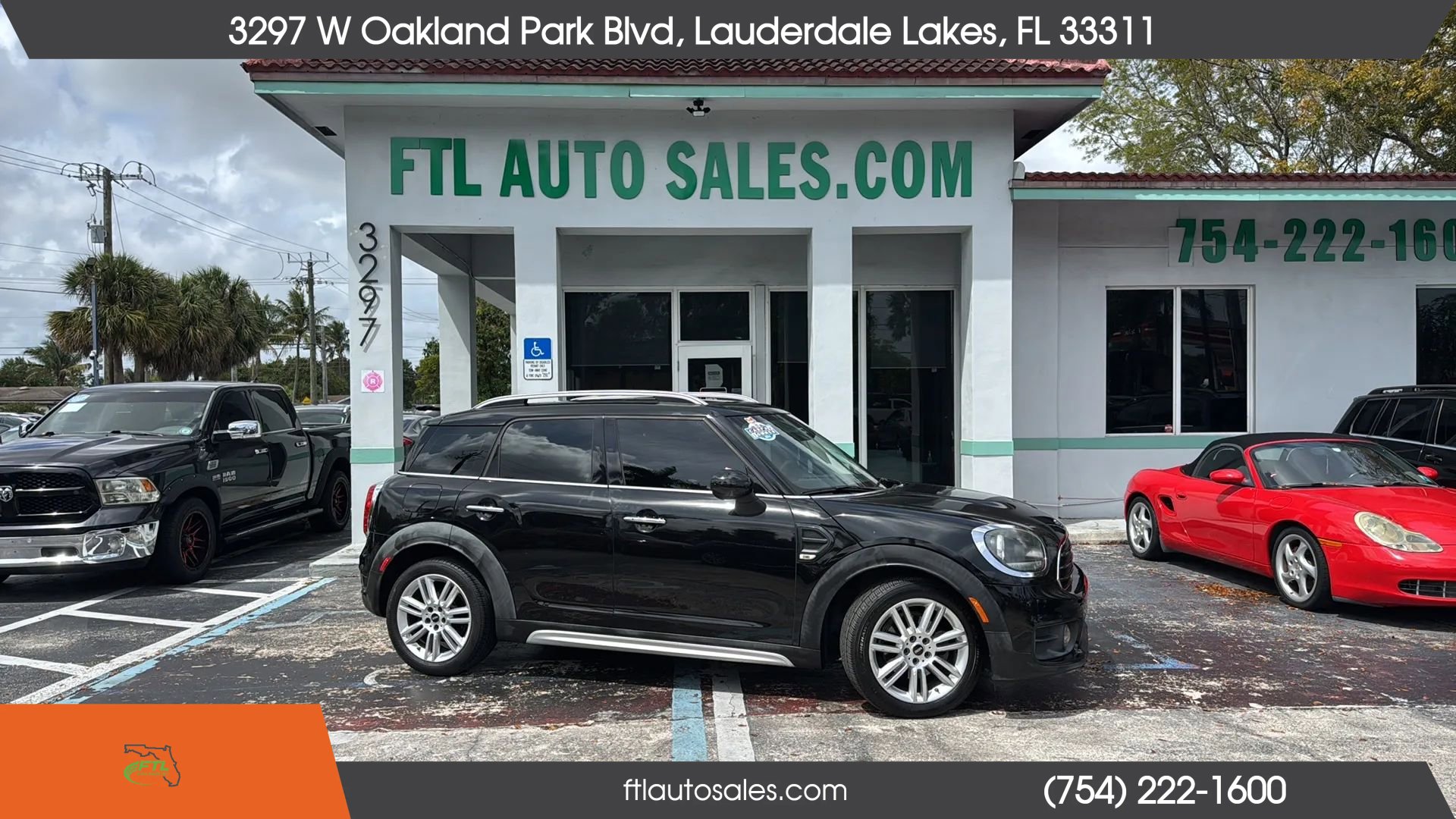 Used 2019 MINI Cooper Countryman FWD image 1