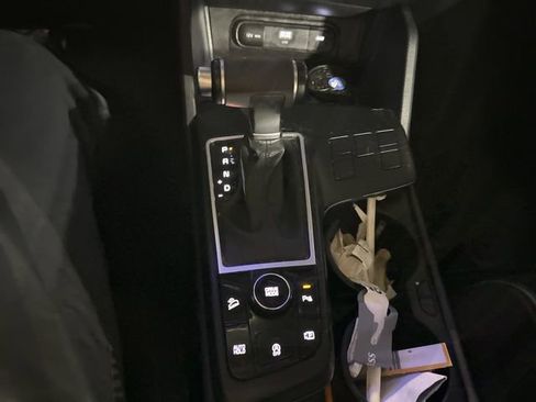 Used 2023 Kia Sportage LX image 12