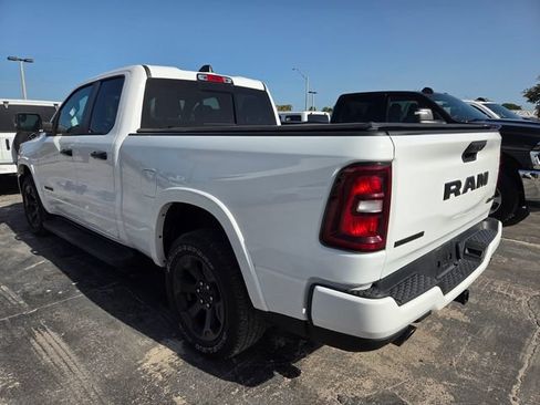 Used 2025 RAM 1500 Big Horn AWD/4WD image 4
