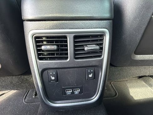 Used 2021 Dodge Charger SXT w/ Leather Interior Group RWD image 25