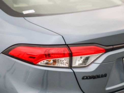 Certified 2023 Toyota Corolla LE image 10