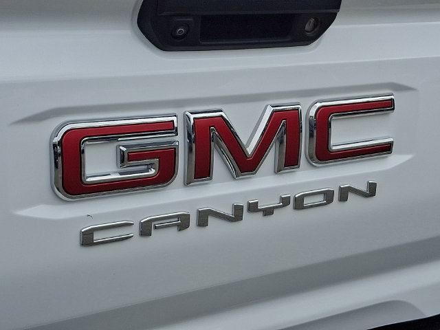 Used 2024 GMC Canyon AT4 w/ Canyon Safety Plus Package AWD/4WD image 32