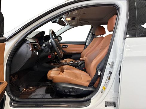 Used 2011 BMW 335i Sedan image 10