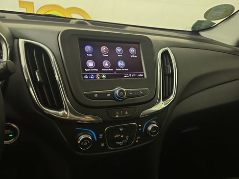 Used 2022 Chevrolet Equinox LT FWD image 22
