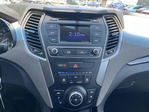 Used 2017 Hyundai Santa Fe Sport AWD/4WD image 18