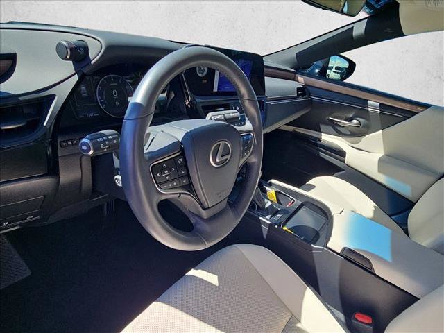 Used 2023 Lexus ES 350 w/ Premium Package FWD image 10