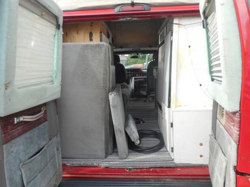 Used 1994 Dodge B350 RWD image 15