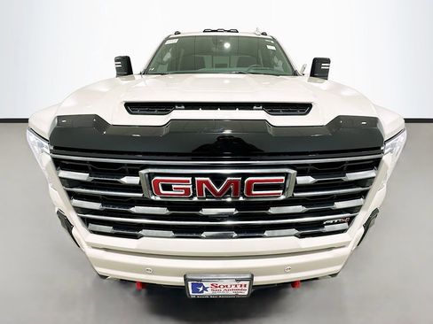 New 2026 GMC Sierra 2500 AT4 w/ AT4 Premium Plus Package AWD/4WD image 2