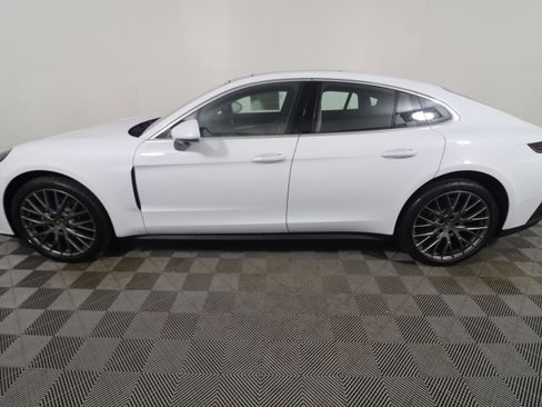 New 2026 Porsche Panamera 4 AWD/4WD image 2