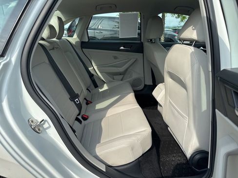 Used 2023 Volkswagen Jetta SE FWD image 19
