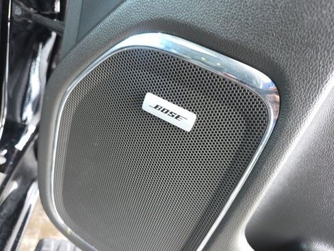 Used 2018 Chevrolet Silverado 1500 High Country image 10