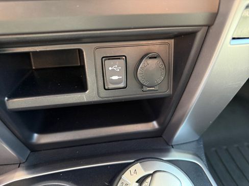 Used 2015 Toyota 4Runner SR5 Premium AWD/4WD image 29