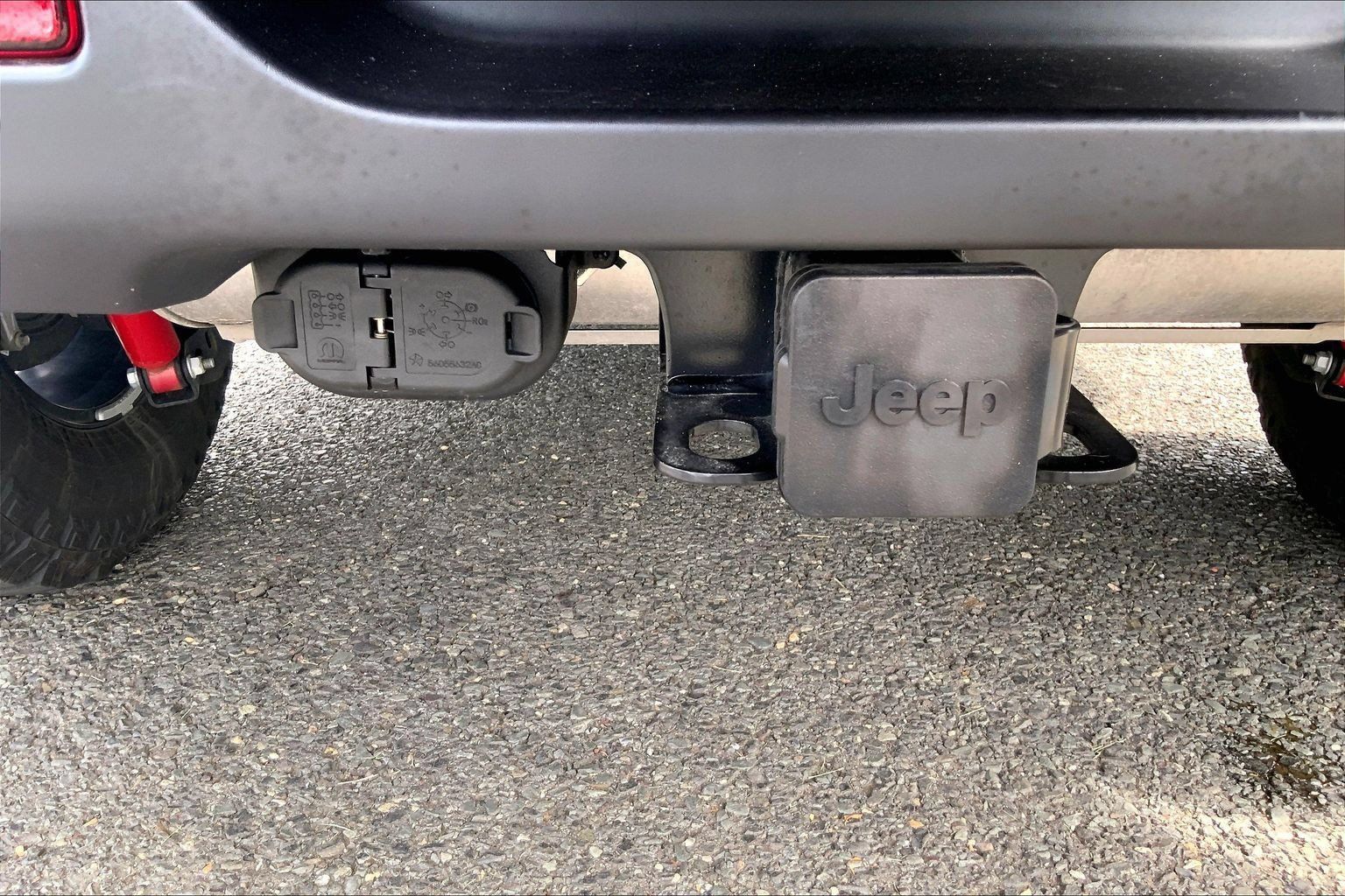 Certified 2024 Jeep Wrangler Unlimited AWD/4WD image 9