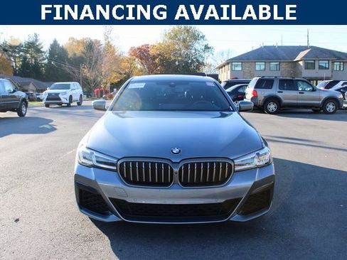 Used 2021 BMW M550i xDrive image 3