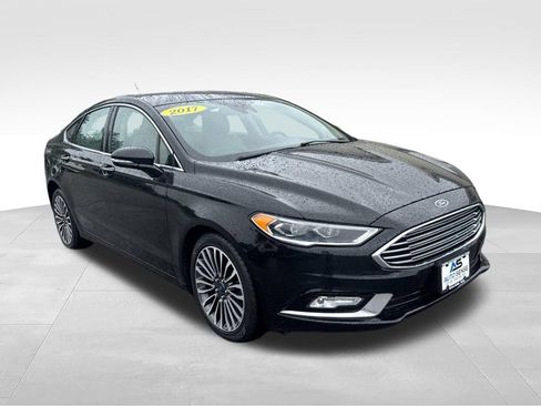 Used 2017 Ford Fusion SE w/ Fusion SE Technology Package AWD/4WD image 10