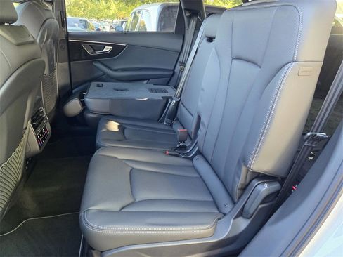 New 2025 Audi Q7 2.0T Premium Plus image 10
