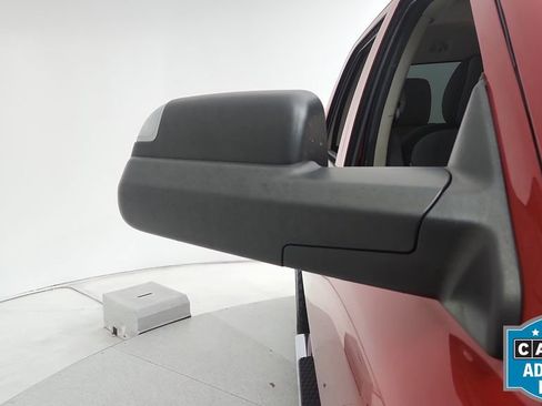 Used 2022 RAM 1500 Classic SLT w/ Electronics Group AWD/4WD image 35