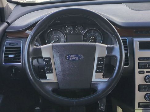 Used 2010 Ford Flex SEL image 23