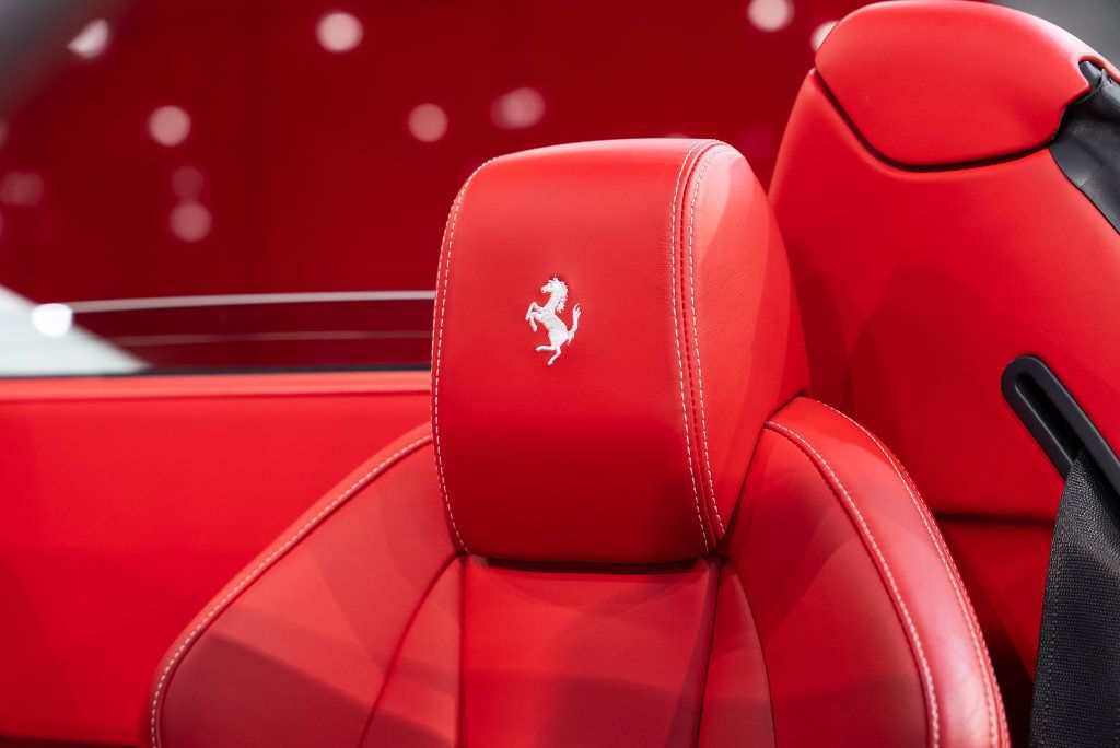 Certified 2013 Ferrari 458 Spider RWD image 6