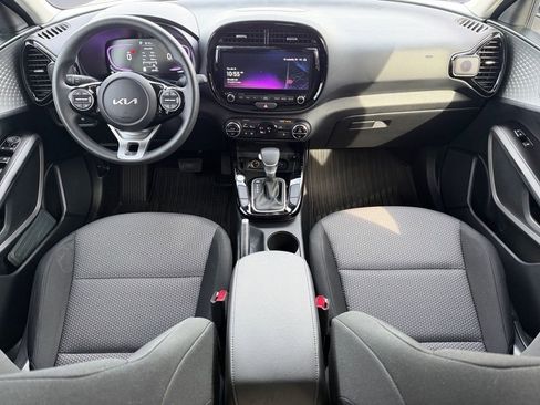 Used 2025 Kia Soul S image 14